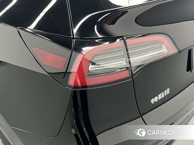 Tesla Model Y 2022 Черный из Китая