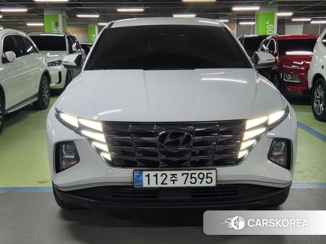 Hyundai Tucson (NX4) 2023 Белый из Кореи