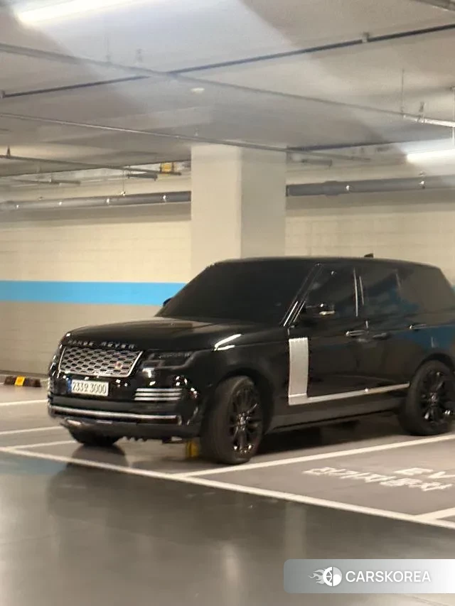 Land Rover Range Rover 4th Generation 2022 Черный из Кореи
