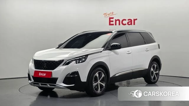 Peugeot 5008 second generation 2019 Белый из Кореи