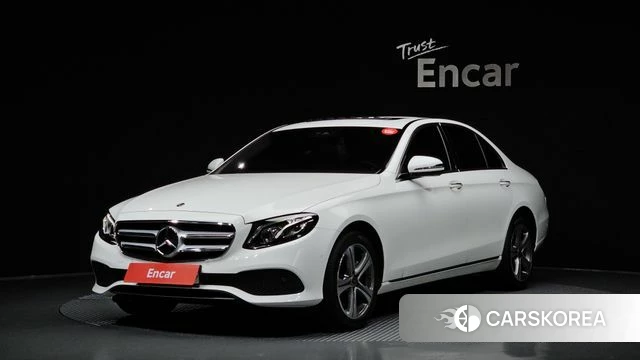 Mercedes-Benz E-Class W213 2019 Белый из Кореи