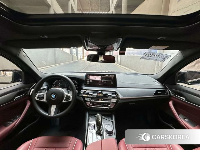 BMW 5 series 2023 Черный из Китая