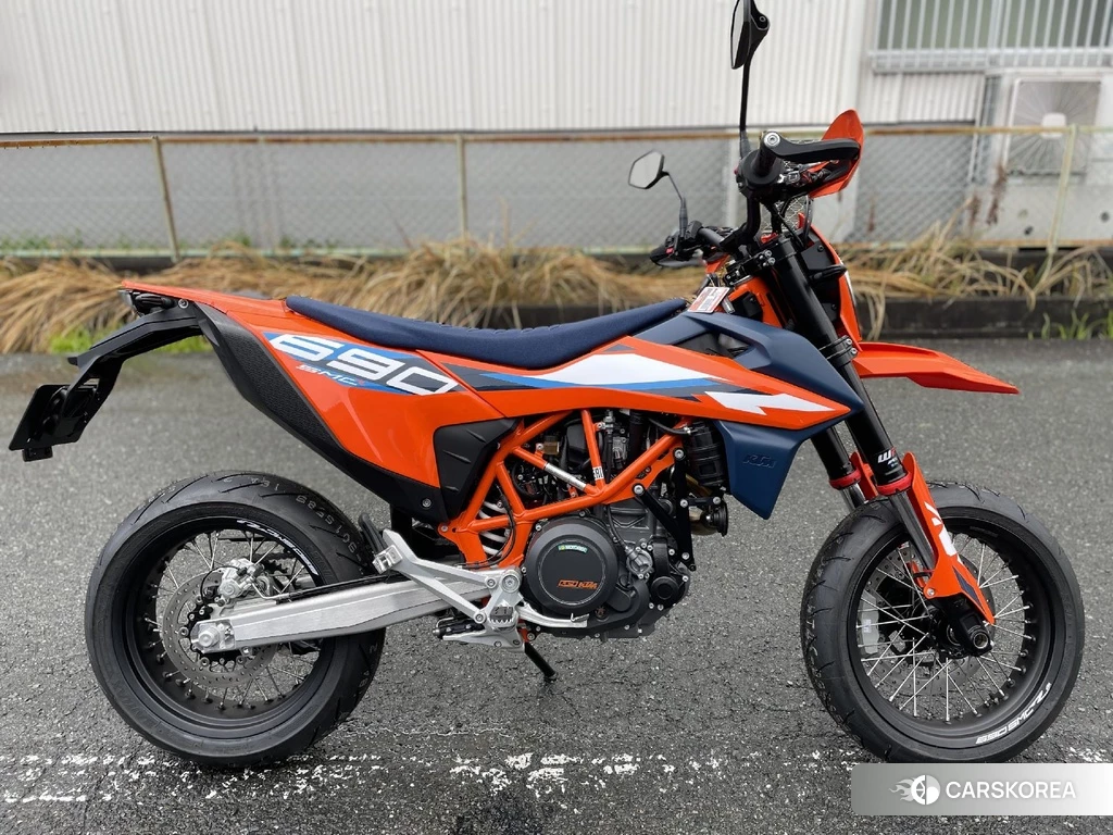 Проданный KTM 690 SMC R 2023 из Японии