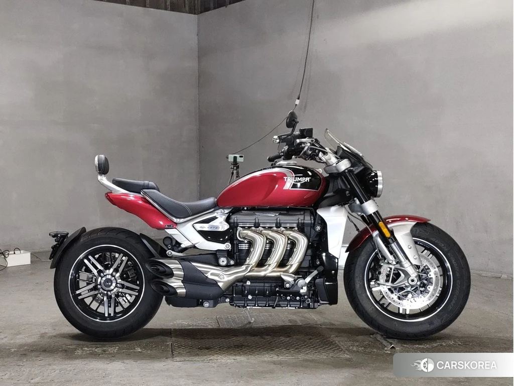 Проданный Triumph ROCKET 3 GT 2023 из Японии