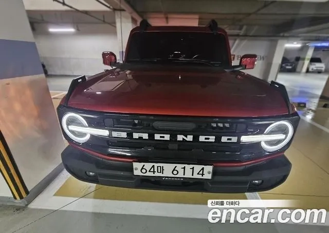 Ford Bronco 6th Generation 2022 Красный из Кореи