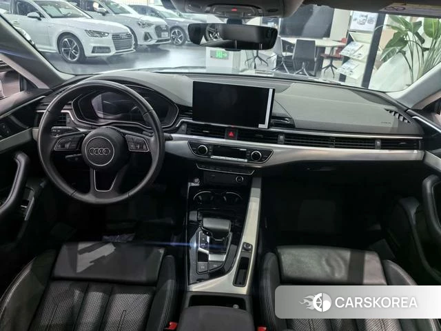 Audi A5 2023 Темно-серый из Китая