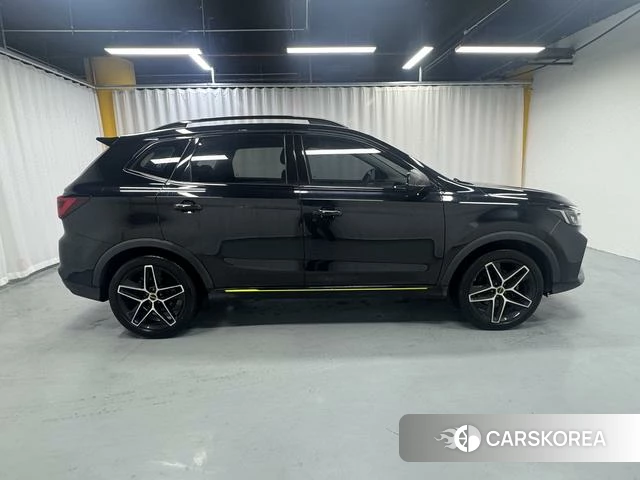 Roewe RX5 2021 Черный из Китая