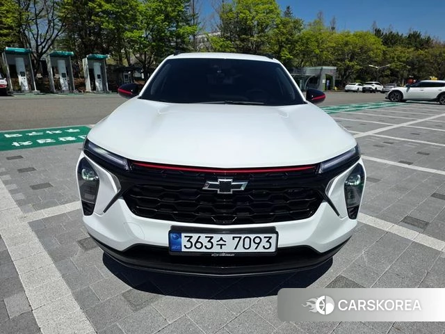 Chevrolet (GM Daewoo) Trax Crossover 2025 Белый из Кореи