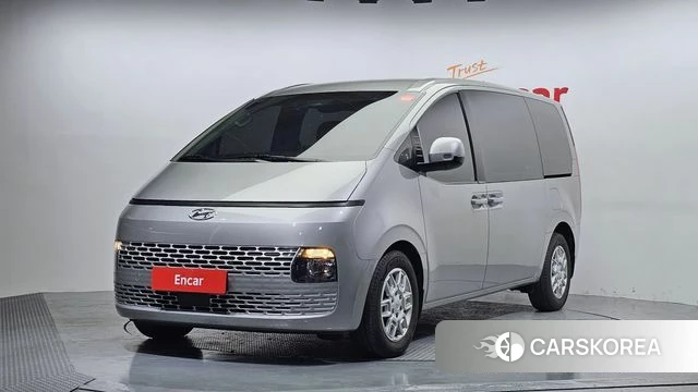 Hyundai Staria 2022 Серебряный из Кореи