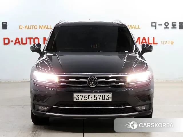 Volkswagen Tiguan second Generation 2020 Серый из Кореи