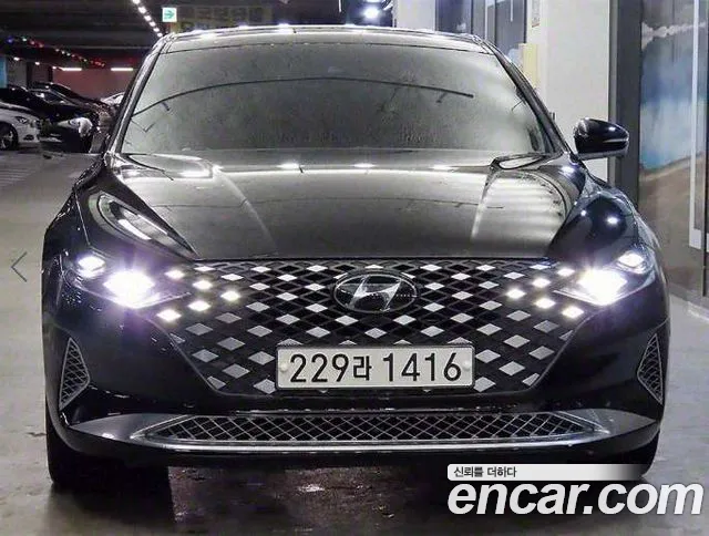 Hyundai The New Grandeur IG Hybrid 2020 Черный из Кореи