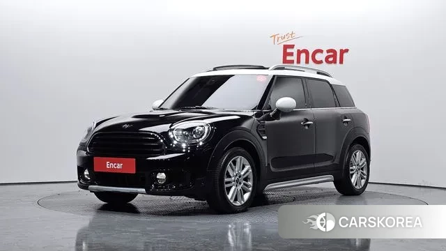 Mini Cooper Countryman 2019 Черный из Кореи