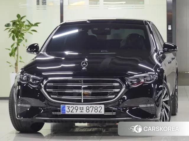 Mercedes-Benz E-Class W214 2025 Черный из Кореи