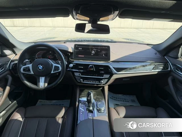 BMW 5 series 2021 Черный из Китая