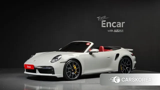 Porsche 911(992) 2022 Серебристо-серый из Кореи