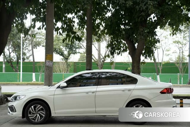 Volkswagen Bora 2024 Белый из Китая
