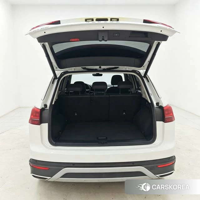 Volkswagen Tanyue 2022 Белый из Китая