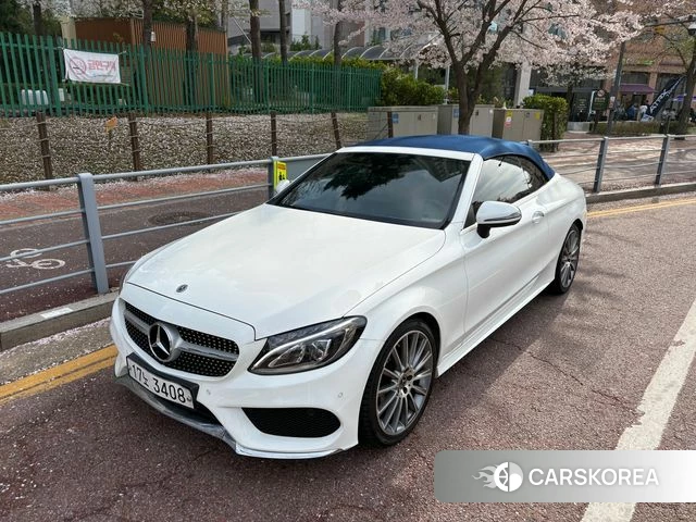 Mercedes-Benz C-Class W205 2018 Белый из Кореи