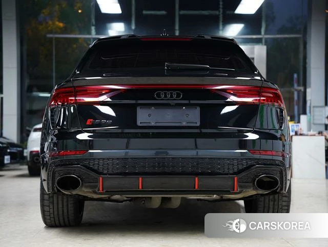 Audi RS Q8 2024 Черный из Китая