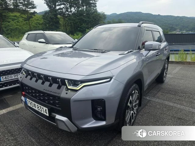 Ssangyong Torres 2023 Светло-серебряный цвет из Кореи