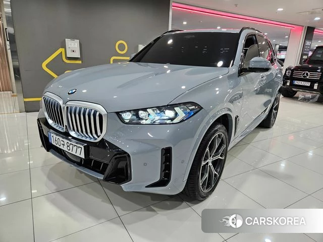 BMW X5 (G05) 2026 Цвет галактики из Кореи
