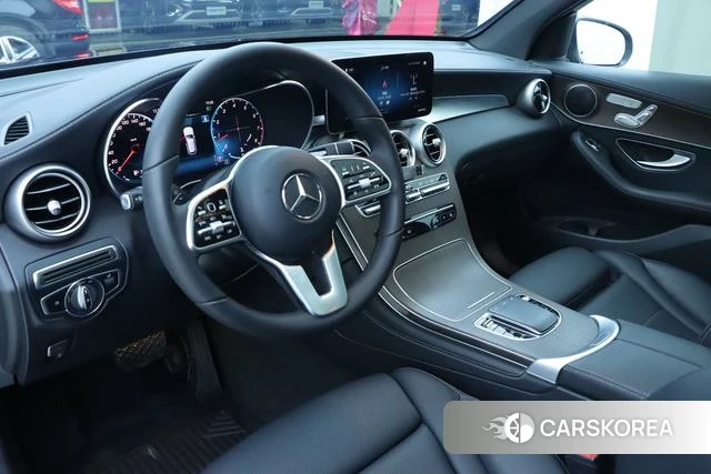 Mercedes-Benz GLC 2021 Черный из Китая