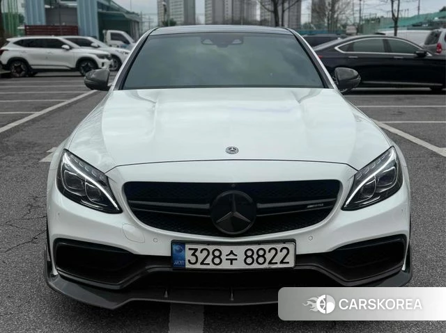 Mercedes-Benz C-Class W205 2018 Белый из Кореи