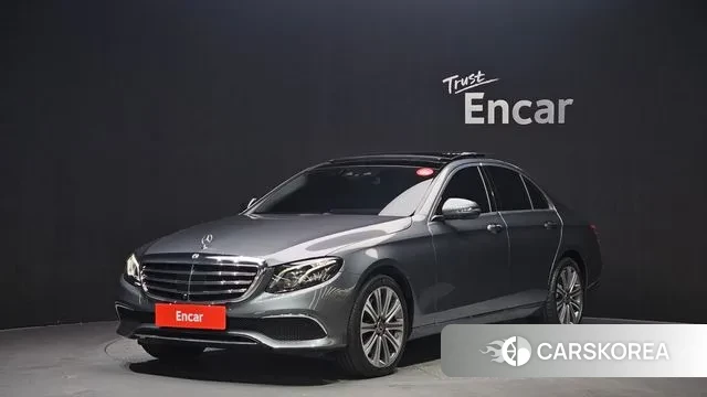 Mercedes-Benz E-Class W213 2019 Серый из Кореи