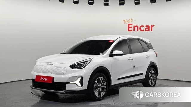 Kia Niro Plus 2022 Белый из Кореи