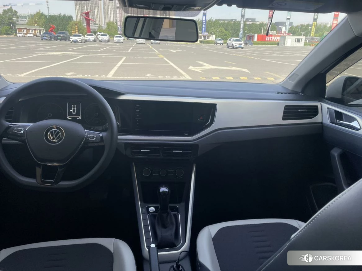 Volkswagen Polo 2021 Белый из Китая
