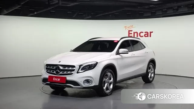 Mercedes-Benz GLA-Class X156 2019 Белый из Кореи