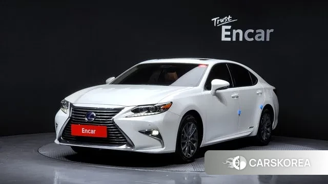 Lexus New ES300h 2018 Белый из Кореи