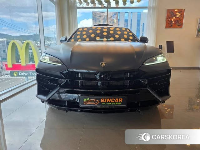 Lamborghini Urus 2026 Черный из Кореи