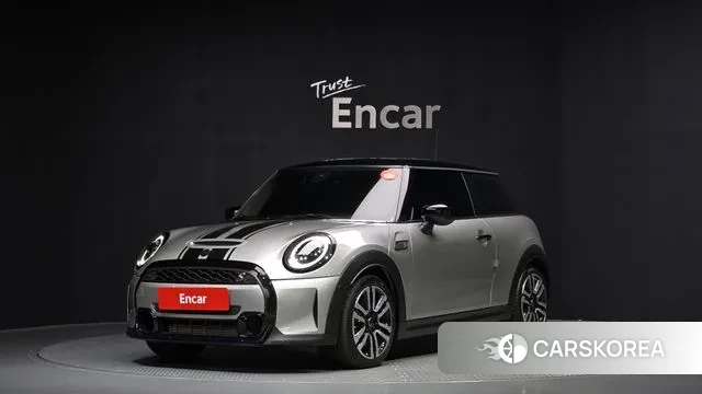 Mini Cooper S 2024 Серебряный двухцветный из Кореи