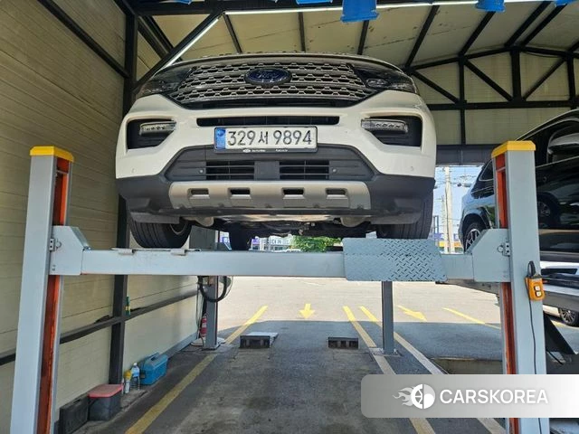 Ford Explorer 6th Generation 2021 Белый из Кореи