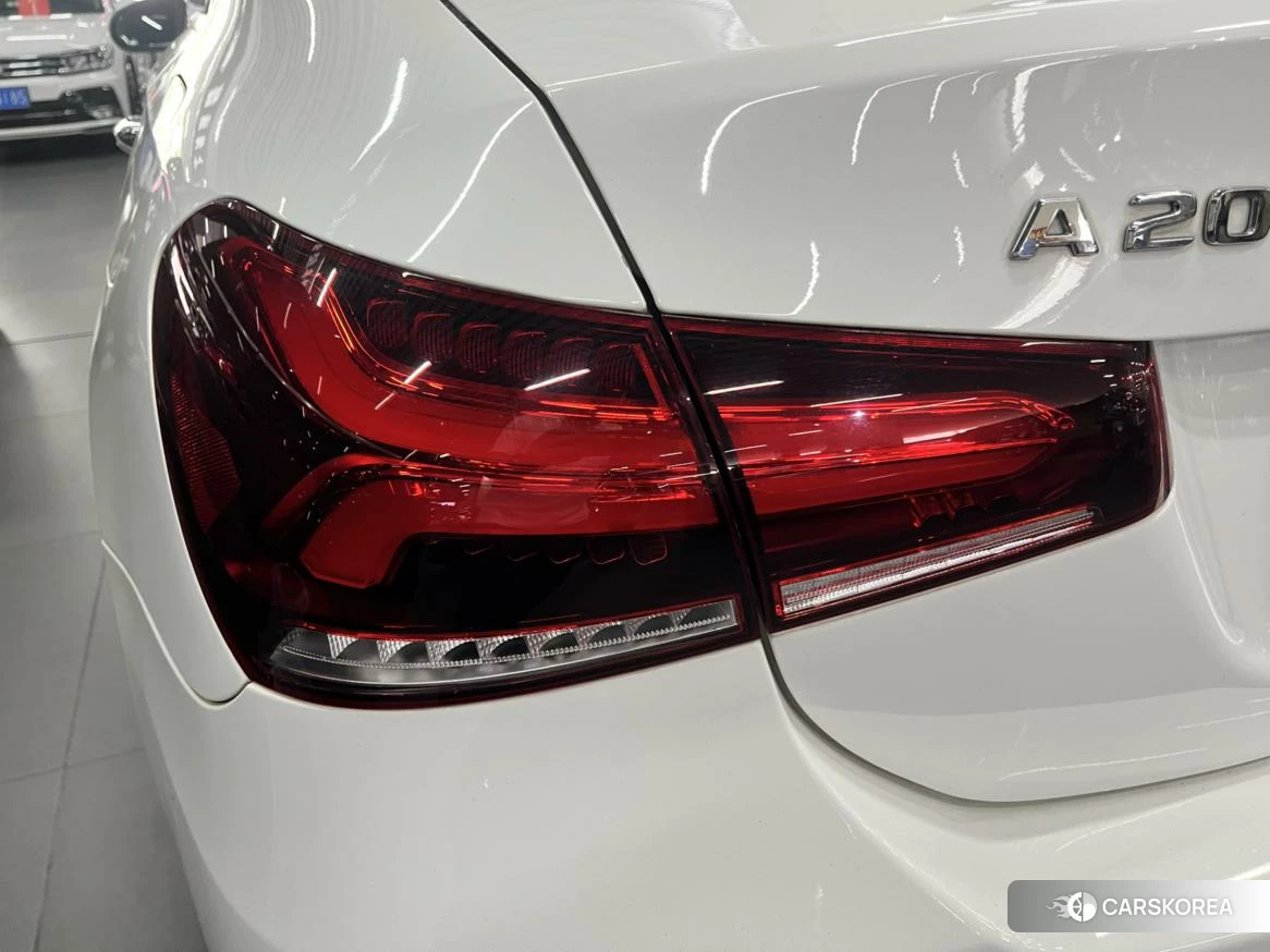 Mercedes-Benz Class A 2021 Белый из Китая
