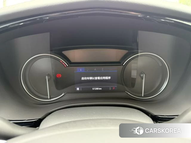 Cadillac XT6 2022 Черный из Китая