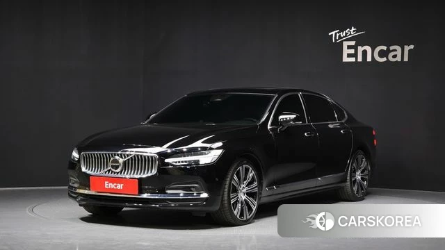 Volvo S90 2023 Черный из Кореи
