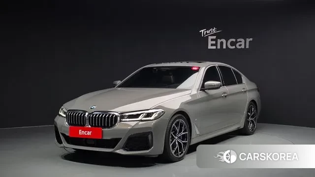 BMW 5 Series (G30) 2021 Серебристо-серый из Кореи