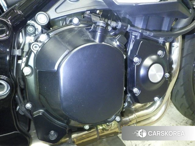 Engine photo