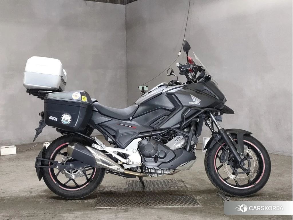 Проданный Honda NC750X 2016 из Японии