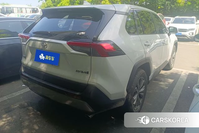 Toyota RAV4 Rongfang 2023 Белый из Китая