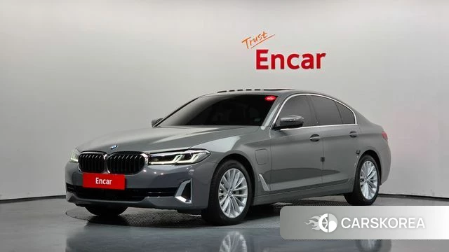 BMW 5 Series (G30) 2021 Серый из Кореи