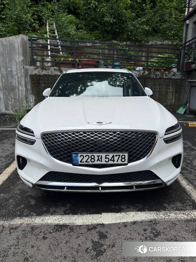 Genesis GV70 2023 Белый из Кореи