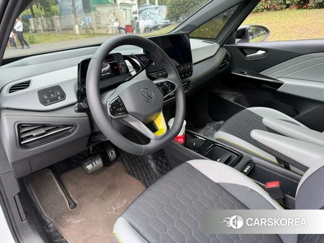 Volkswagen ID.3 2024 Белый из Китая