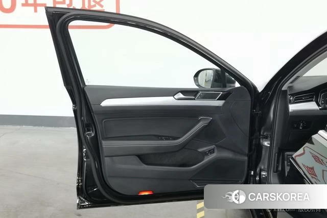 Volkswagen Magotan PHEV 2023 Черный из Китая