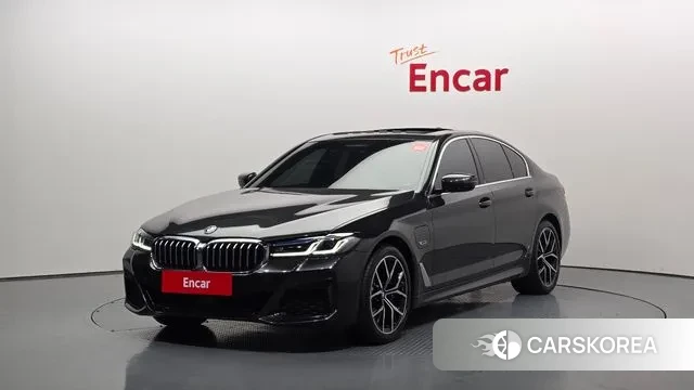 BMW 5 Series (G30) 2022 Серый из Кореи