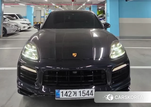 Porsche Cayenne (PO536) 2020 Черный из Кореи