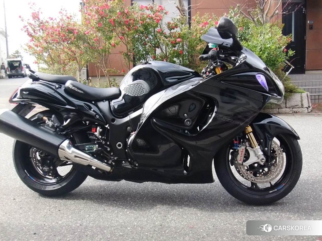 Проданный Suzuki GSX1300R HAYABUSA 2011 из Японии