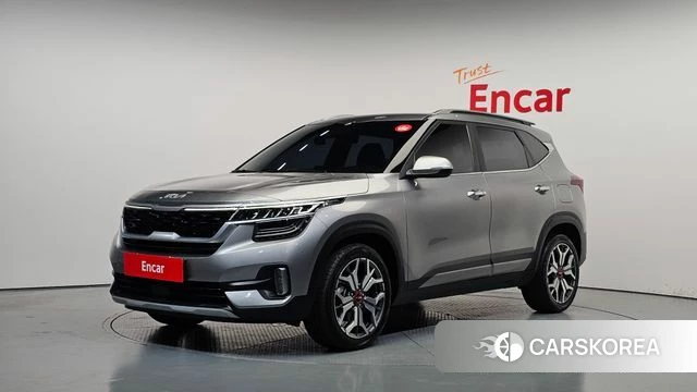Kia Seltos 2022 Серебристо-серый из Кореи